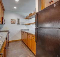 522 East Mountain