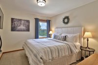 526 East Mountain