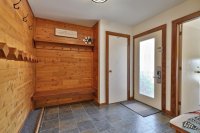 526 East Mountain