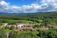 526 East Mountain