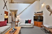 526 East Mountain