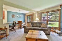 522 E Mountain