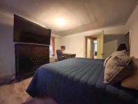 15 E Center