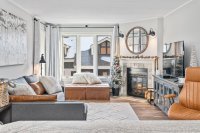 73 Alpine Pico Village