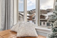 73 Alpine Pico Village