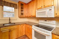 895 Roaring Brook