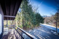 895 Roaring Brook