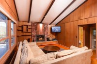 895 Roaring Brook