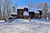 954 East Ash Hawk Resort