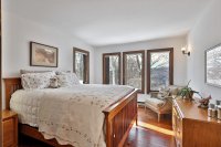 954 East Ash Hawk Resort