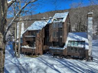 954 East Ash Hawk Resort