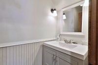 954 East Ash Hawk Resort
