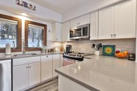 954 East Ash Hawk Resort