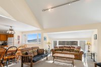 422 Trailside