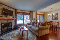 524 East Mountain