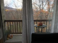 697 East Mountain