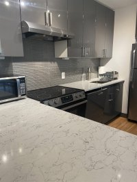 697 East Mountain