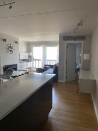 697 East Mountain