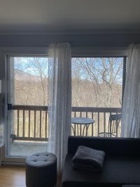 697 East Mountain