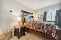 135 E Mountain