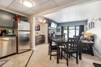 135 E Mountain