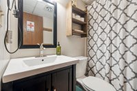 137 E Mountain
