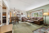 137 E Mountain