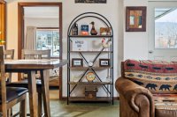137 E Mountain