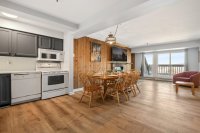 133 East Mountain