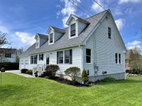 16 Edgewood