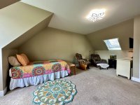 16 Edgewood