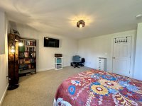 16 Edgewood
