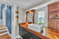 148 East Hill