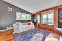 148 East Hill