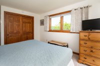 212 West Glade