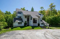 212 West Glade