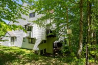 212 West Glade