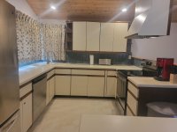 762 Roaring Brook