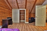 810 Crown Point