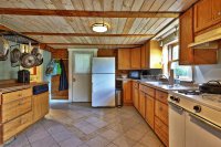 810 Crown Point