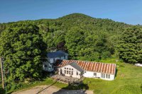 140 Hale Hollow