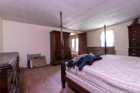 140 Hale Hollow