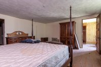 140 Hale Hollow