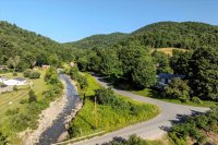 140 Hale Hollow