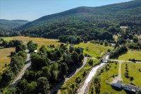 140 Hale Hollow