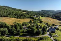 140 Hale Hollow