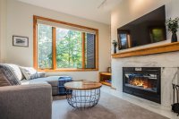 182 High Ridge