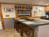 1274 Meadow Lake