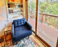 2115 East Woodstock