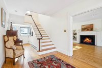 10 College Hill